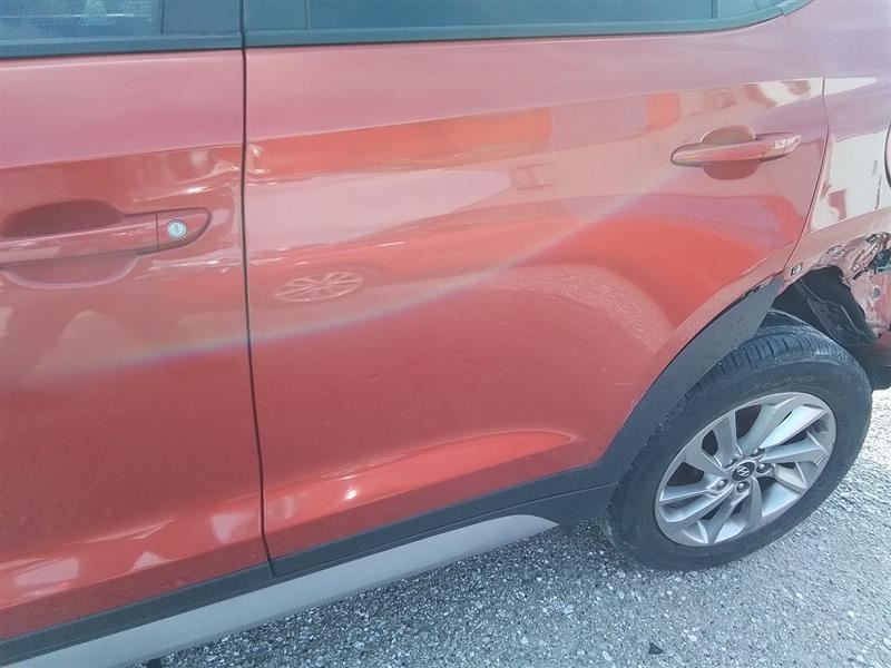 Driver Rear Side Door Electric Fits 16-20 TUCSON 3251892