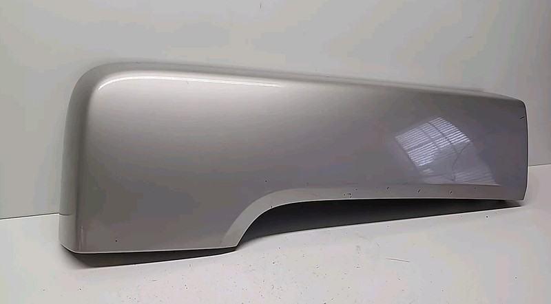 2006 - 2010 HUMMER H3 RIGHT REAR QUARTER TRIM MOLDING FLARE OEM RR