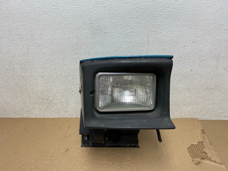 1991 to 1996 Mercury Caprice Right Passenger RH Side Headlight OEM L4713 DG