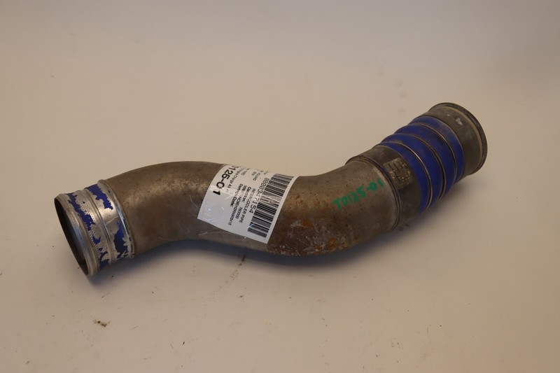 2019-2023 VOLVO VNL 860 D13 ENGINE CHARGE AIR PIPE TUBE 22628073 OEM