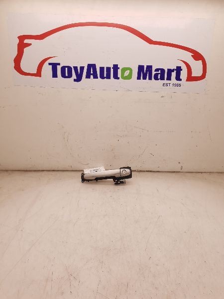 05-10 SCION TC PASSENGER SIDE FRONT (EXTERIOR) DOOR HANDLE