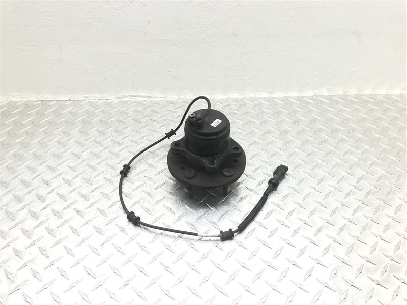 02 03 04 05 LINCOLN LS THUNDERBIRD FRONT HUB OEM 538-01619