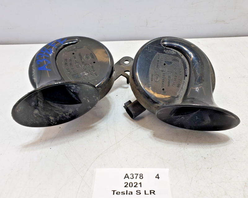✅ 21-23 OEM Tesla Model S Low Hight Dual Tone Horn Signal Assembly W/ Bracket
