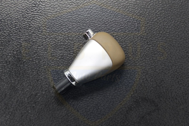2008 2009 2010 CHEVY MALIBU AUTOMATIC GEAR SHIFT LEVER KNOB CASHMERE COCOA OEM
