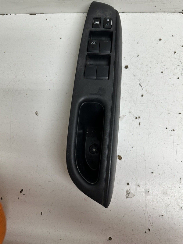 2012-2019 Nissan Versa SDN Left Front Driver Master Power Window Lock Switch Oem