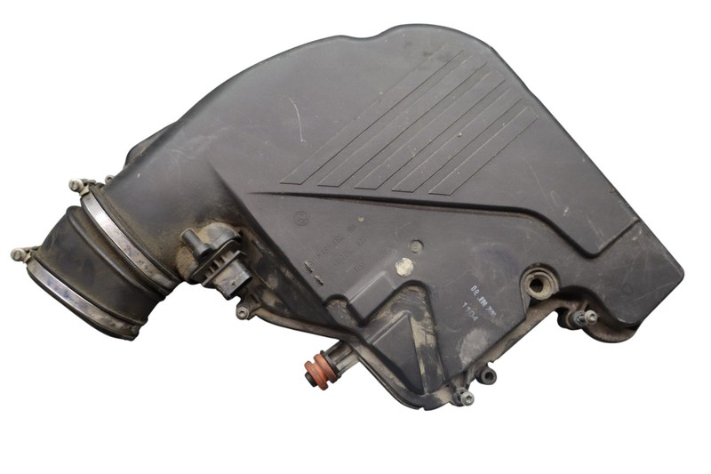09-12 BMW 750Li xDrive 750i Right Side Air Intake Cleaner Filter Housing Box Oem