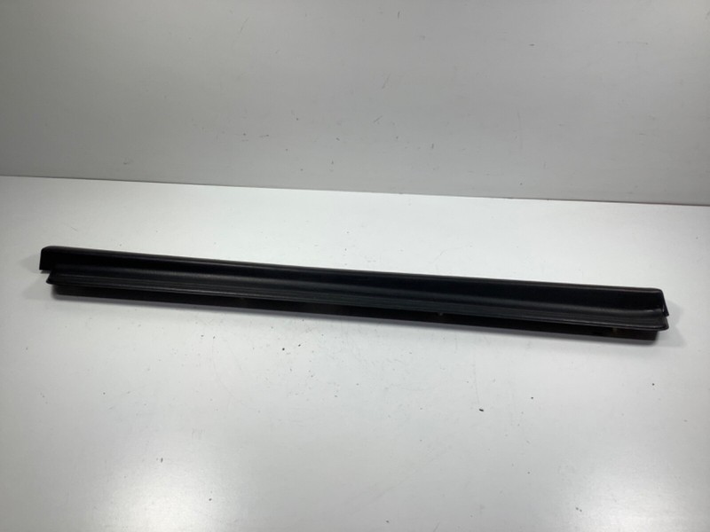 97-01 Honda Prelude Left Inside Step Molding 84251-S30-000ZA OEM