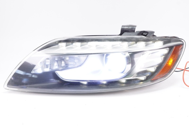 AUDI Q7 Left LH Headlight Headlamp XENON OEM 2010 - 2015