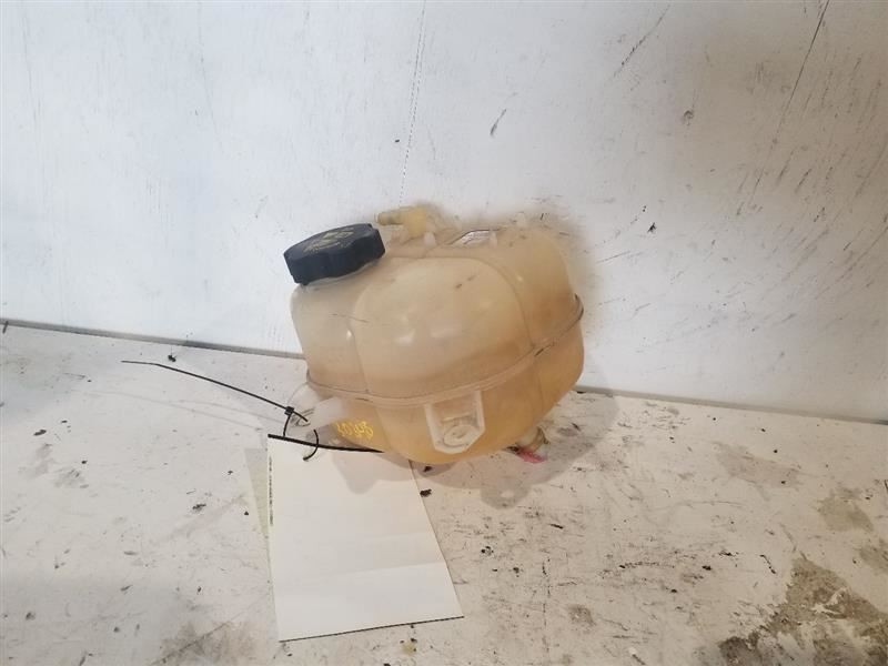 Coolant Reservoir Fits 14-18 CHEROKEE 3098717