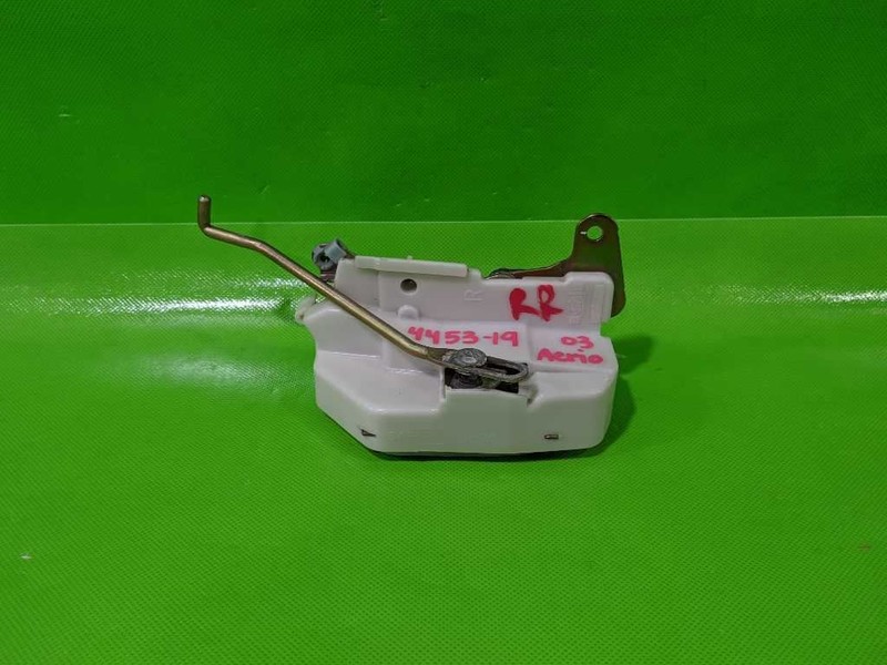 02-07 AERIO SDN PASSENGER RIGHT REAR DOOR LOCK LATCH OEM 4453-19