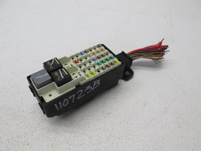 16-23 JAGUAR X260 XF 17-20 XE ENGINE FUSE BOX RELAY JUNCTION MODULE UNIT OEM 110