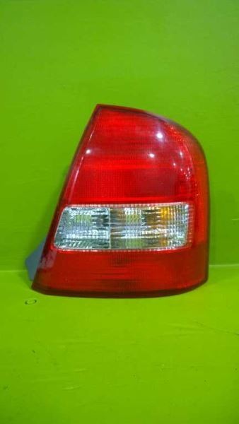 99 00 01 02 PROTEGE SDN PASSENGER RIGHT TAILLIGHT LAMP OEM 83-15**