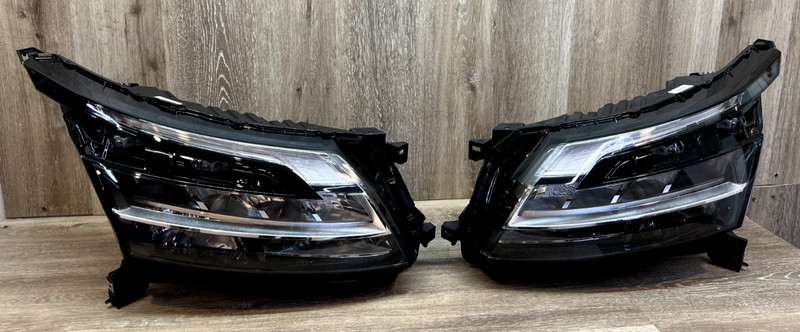 2022-2024 NISSAN PATHFINDER ( LH&RH ) SET HEADLIGHT ASSY OEM