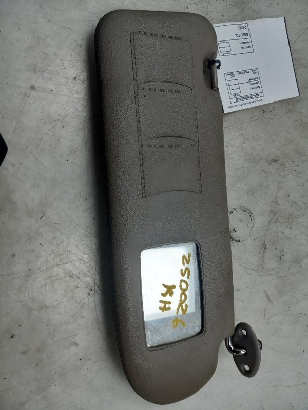 Passenger Sun Visor Extended Cab With Vanity Mirror Fits 01-04 TACOMA