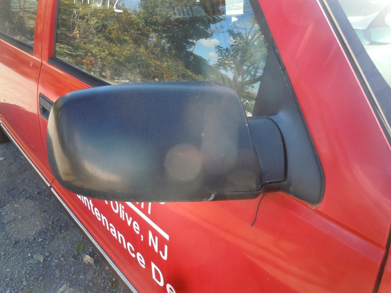 1988-2000 Chevrolet C3500 Manual Door Mirror Sail Mounted Moveable W/O Pedestal