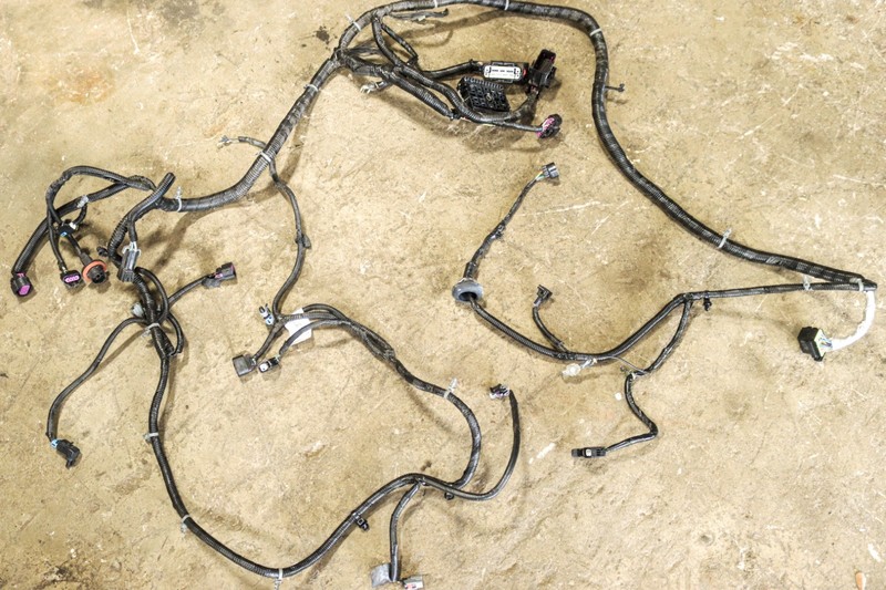 2012-2013 Chevrolet Camaro SS Front Headlight Wiring Harness OEM 20930656 *USED*