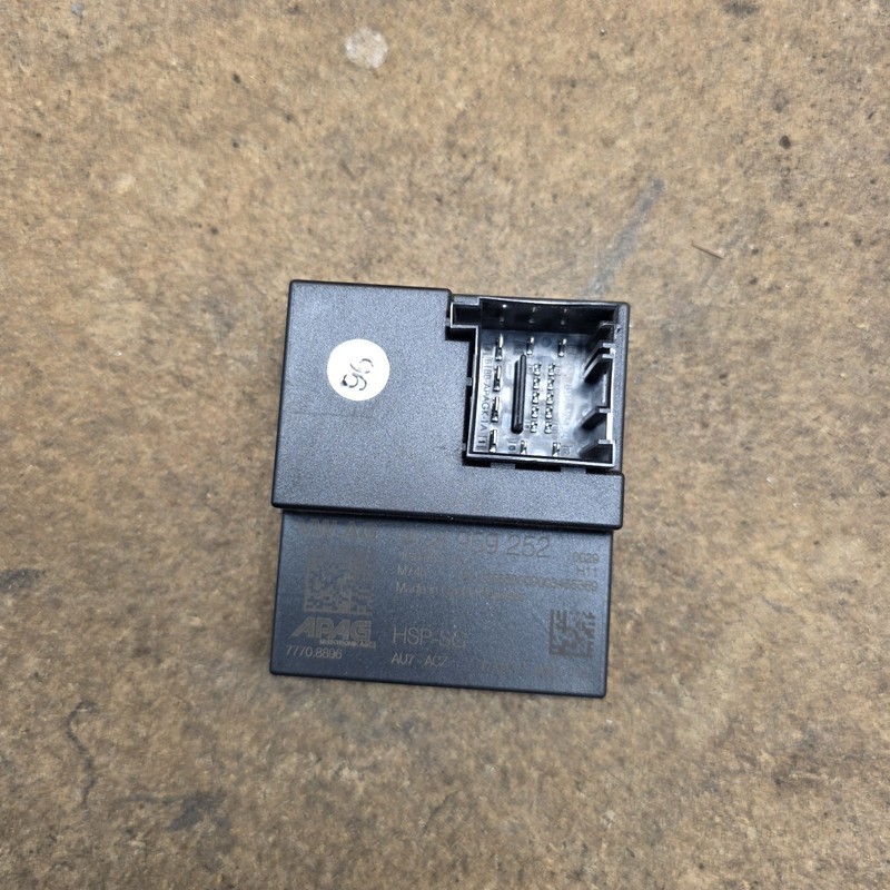 2013-2016 AUDI A7 REAR ELECTRIC SPOILER WING CONTROL MODULE UNIT OEM