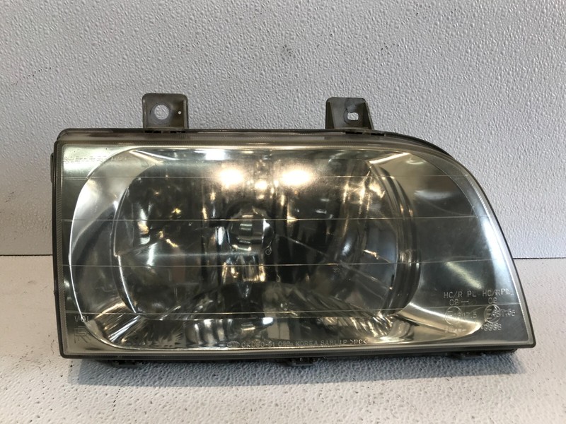 98-02 SPORTAGE RH Passenger Right Headlight OEM