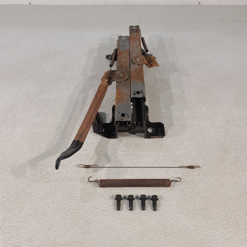 94-98 Ford Mustang Right Passenger Manual Seat Track Set Aa7417