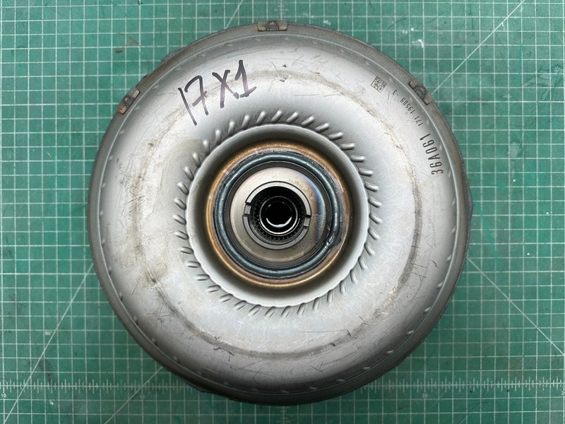 16-19 BMW X1 X2 F48 F39 2.0L AUTOMATIC TRANSMISSION TORQUE CONVERTER OEM
