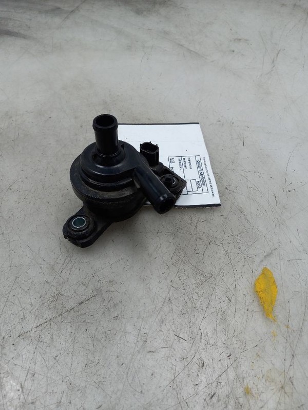 01 02 03 04 05 TOYOTA PRIUS 1.5L COOLANT PUMP