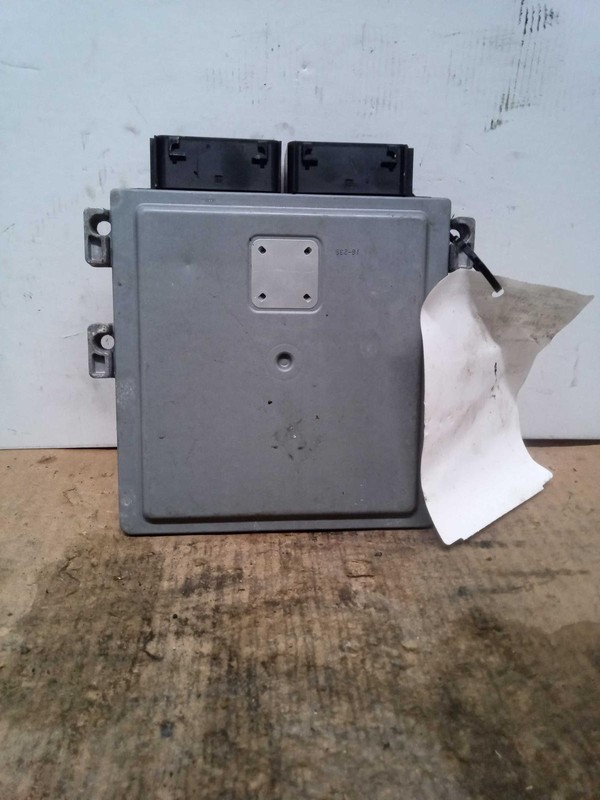 2016 Ford Taurus Engine Control Module ECM OEM 63383 Black 115K Miles