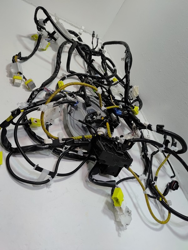 2018-2019 TOYOTA CAMRY XSE SE BODY FLOOR MAIN WIRE WIRING HARNESS CABLE OEM