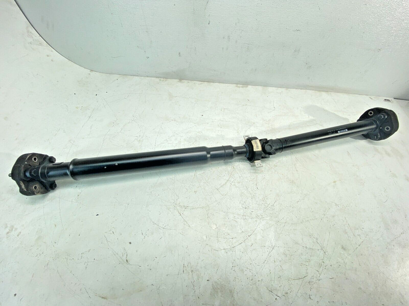 11-18 BMW F06 F12 F13 650i Rear Transmission Driveshaft Propeller Axle RWD OEM✅