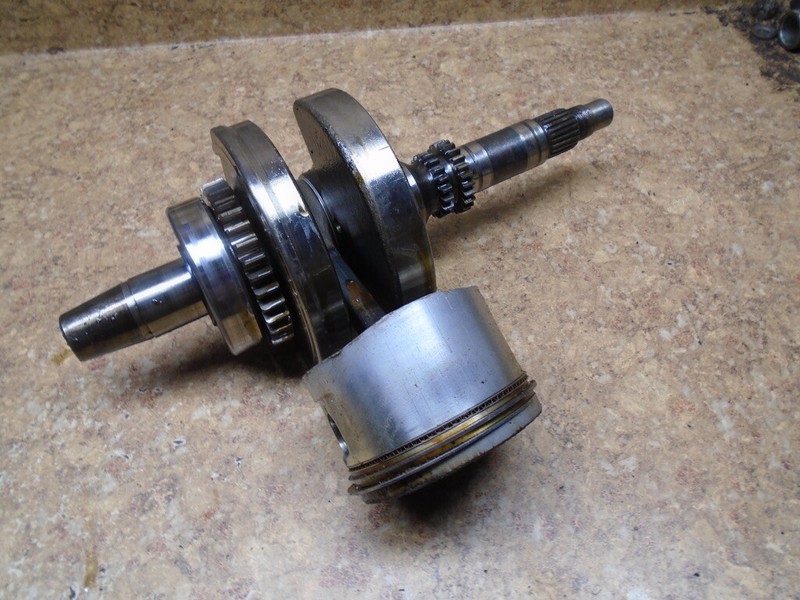 1986 Honda TRX350 TRX 350 4x4 Fourtrax Engine Crankshaft Crank Shaft Rod Motor