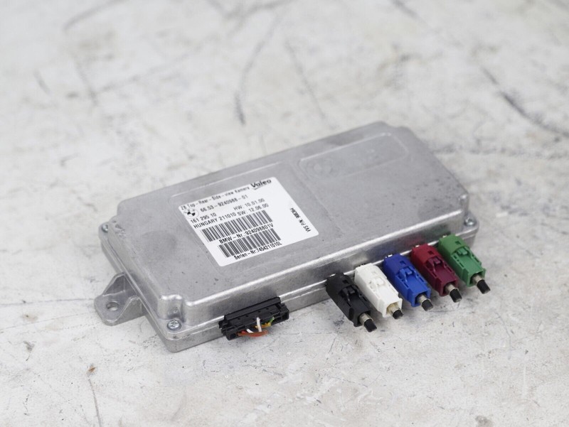 BMW F01 F06 F10 F30 VALEO TOP REAR SIDE VIEW CAMERA CONTROL MODULE 9240988