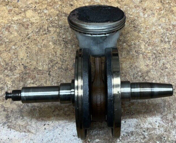 1986 Yamaha XT350 Engine Motor Cylinder Crankshaft Crank Shaft Piston XT 350 86