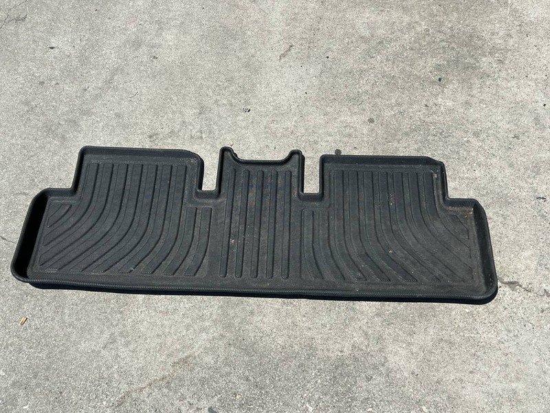 ✅ 2024 Tesla Model Y Second Row Floor Mat