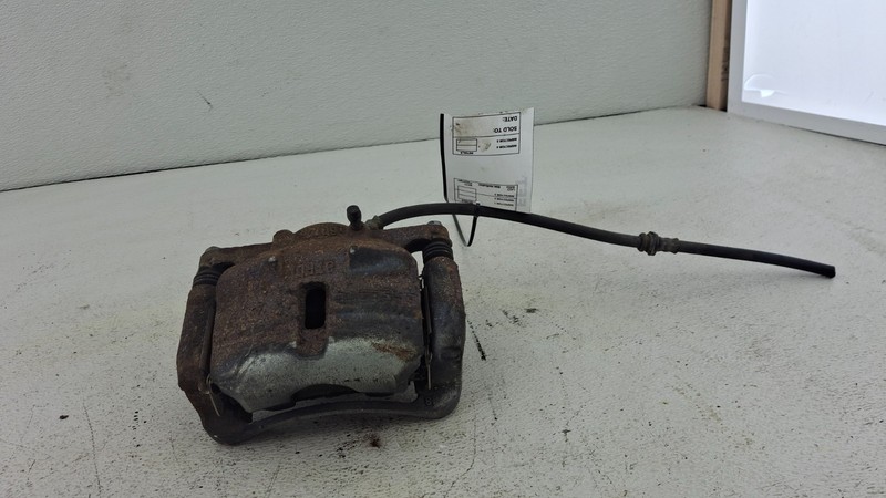 2017 - 2022 NISSAN ROGUE SPORT FRONT LEFT DRIVER SIDE DISC BRAKE CALIPER OEM