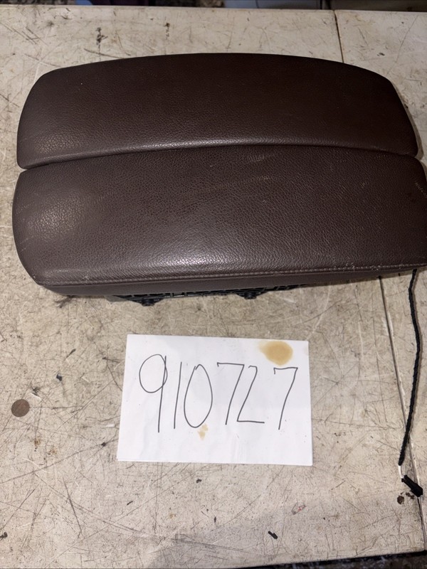 2007-10 BMW X5 FRONT LEATHER CENTER ARMREST CONSOLE OEM 0111258