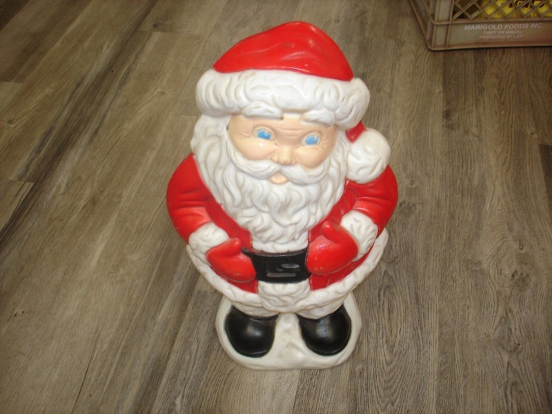 Grand Venture Santa Blowmold 18" tall with light cord