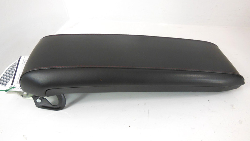 2012 2013 Chevrolet Equinox 2.4L Center Console Arm Rest Lid W/O Navigation OEM