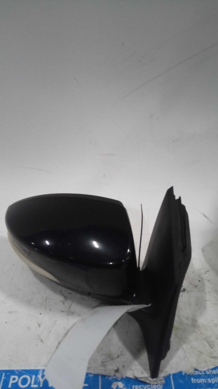 2016 Ford Focus Right Door Mirror Black Used OEM 372299 121K Mileage