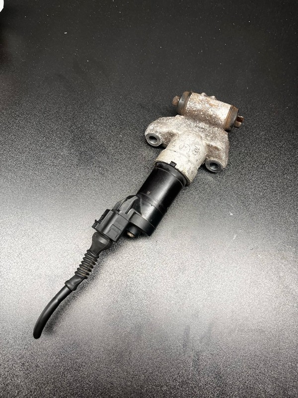 2010-2016 Porsche Panamera 4s 970 Emergency Parking Brake Actuator Motor Left Q