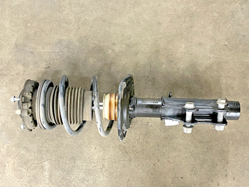 ⭐2016-2023 CHEVROLET CAMARO RWD FRONT LEFT SIDE SHOCK STRUT ABSORBER OEM LOT2439