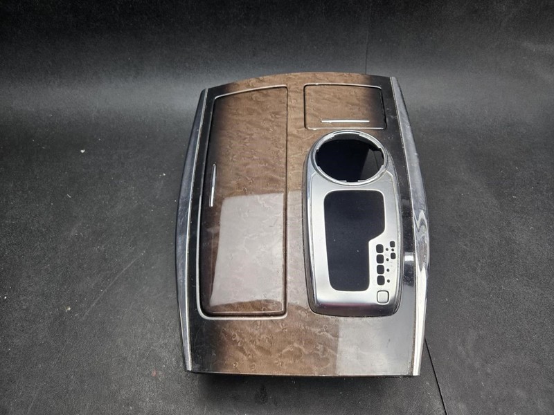 Center Console Upper Trim Panel 2012 Infiniti QX56 2011