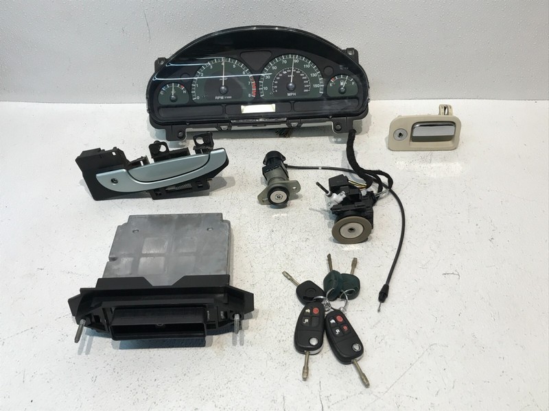 2003 Jaguar S-type Computer CLUSTER PCM KEY Set 74,922k OEM 2R83-10K975-BM