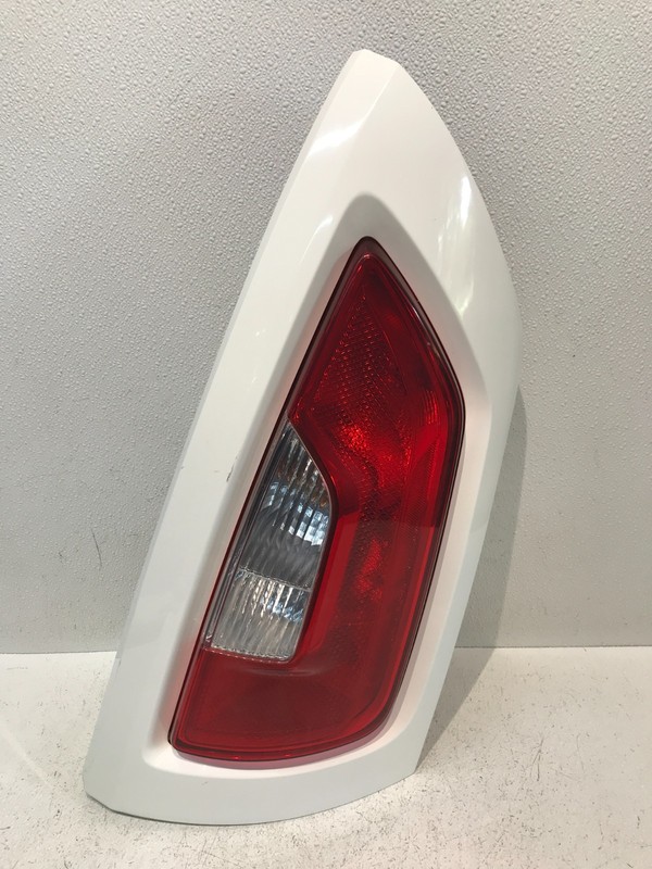 12 13 Kia Soul Tail Light Lamp Assembly Right Passenger Side White OEM