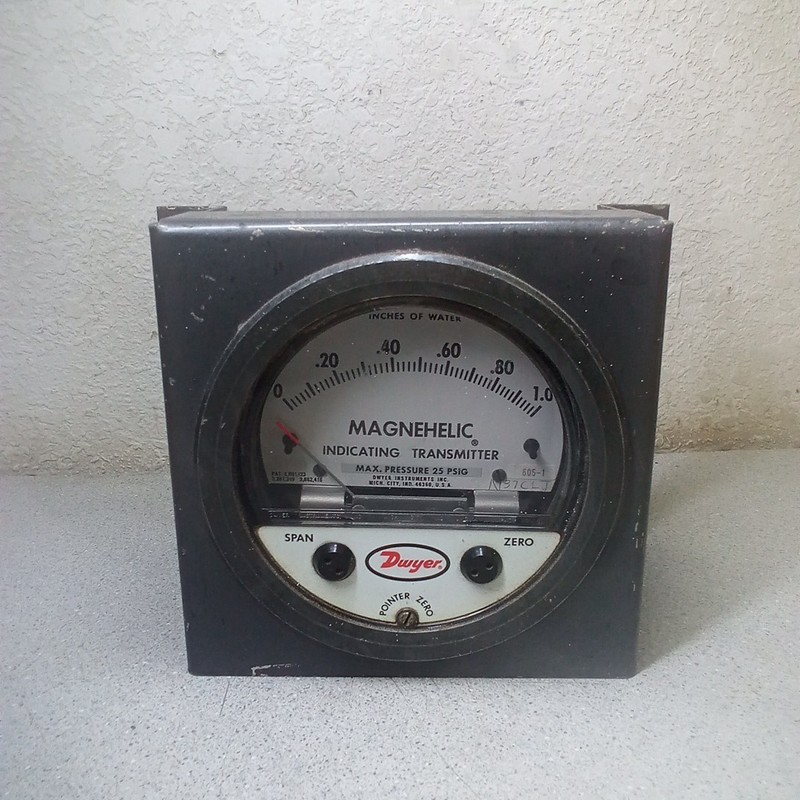 Dwyer Magnehelic 605-1 Indicating Transmitter