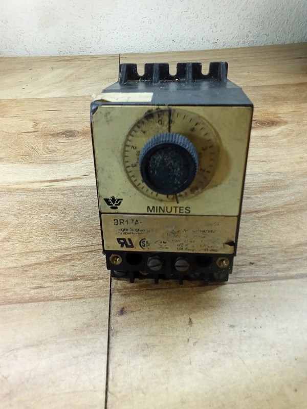 Eagle Signals BR17A6 Timer 120V 50/60hz