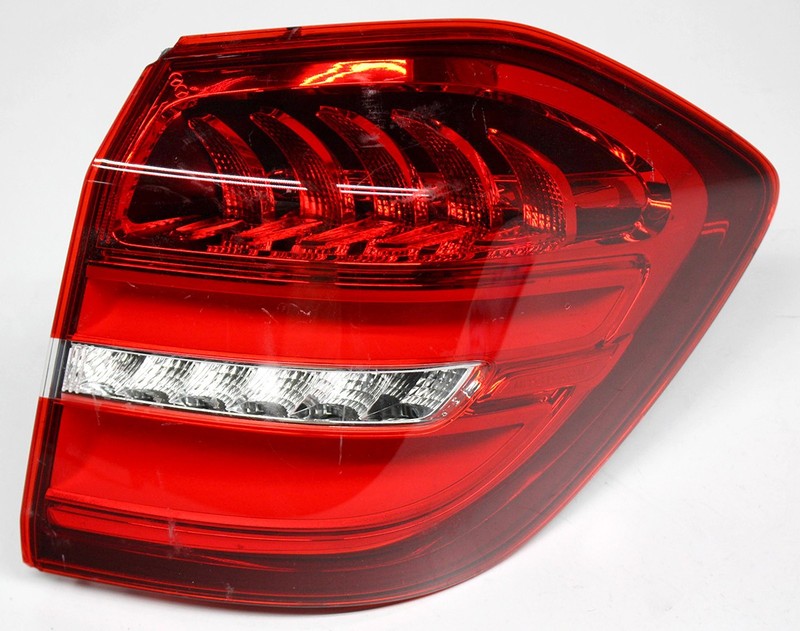 Non-US Market OEM LED Tail Lamp For Mercedes-Benz GLS-Class 166-906-02-02