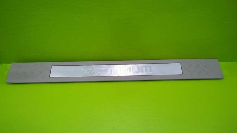 09 10 11 12 13 14 F150 PLATINUM 5.4L AT LEFT FRONT DOOR SILL SCUFF PLATE 2479-76