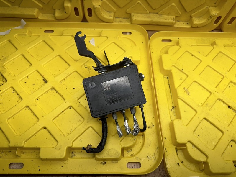 2016 SCION IA ABS Anti-Lock Brake Pump Module Unit DB1S 43 7A0