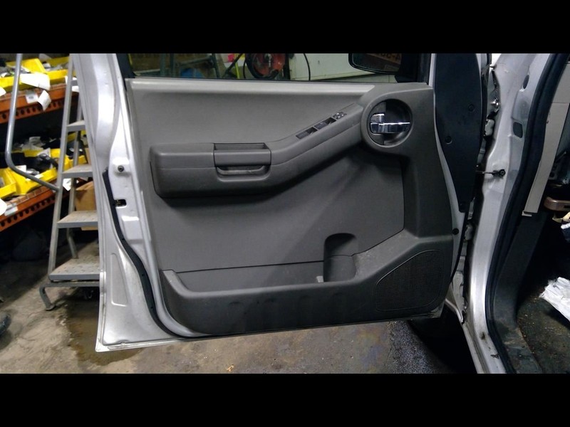 2012 XTERRA Driver Left Front Door Trim Panel 1547636