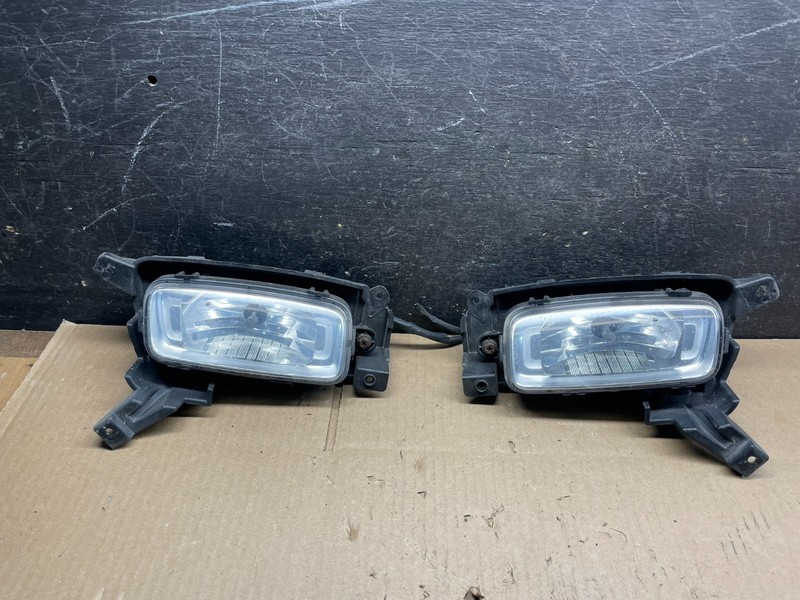 2014 2015 Kia Sorento Front Left+Right Set Fog Light V8775 DG