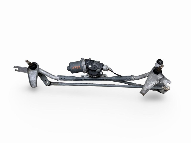 2015-2019 Rover Discovery Sport Front Windshield Wiper Linkage With Motor
